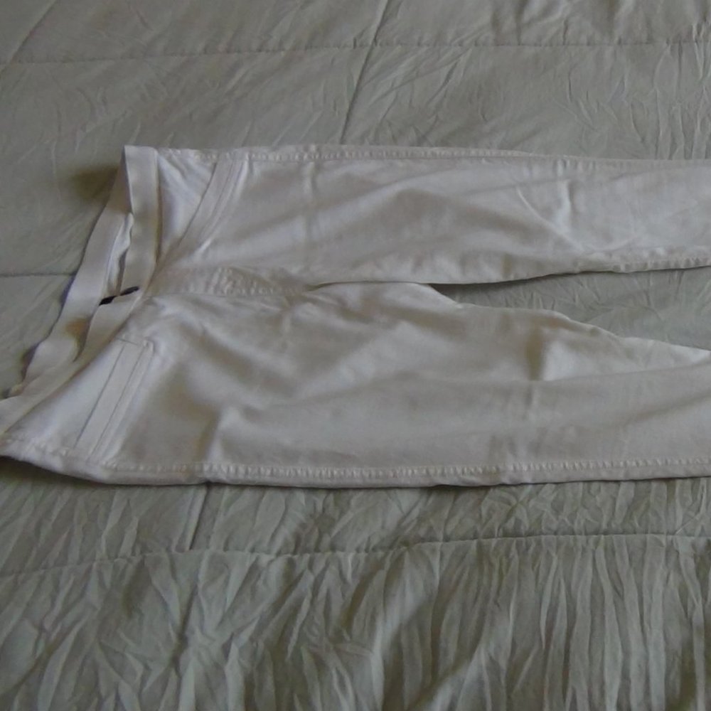 Leggings...white...HUE...sz sm